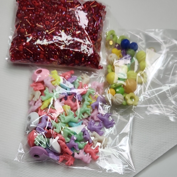 Colorful Bead Set for Crafting - Picture 4 of 13